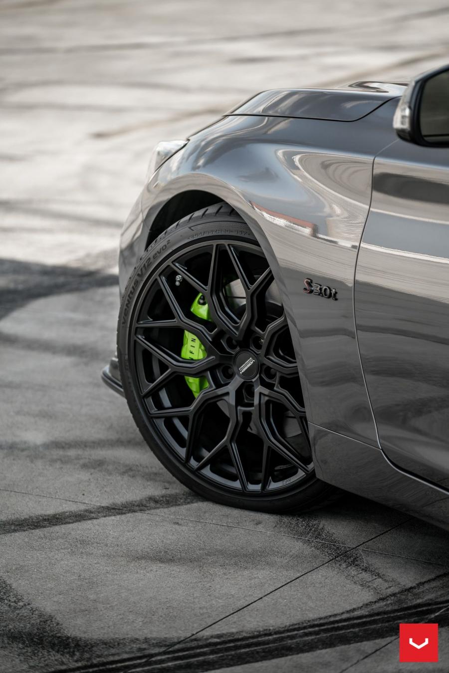Детали экстерьера Infiniti Q50S on Vossen Wheels (HF-2) 2018 года  (фото 12 из 45)